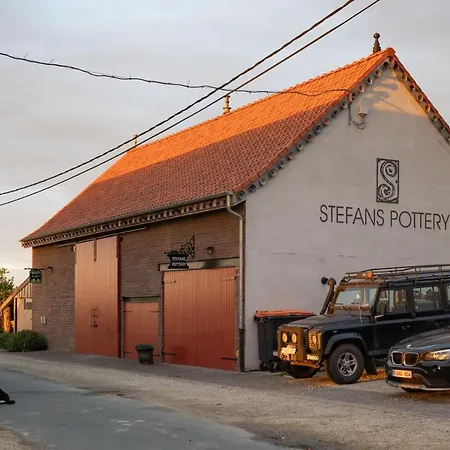 Oda ve Kahvaltı Stefans Pottery *
